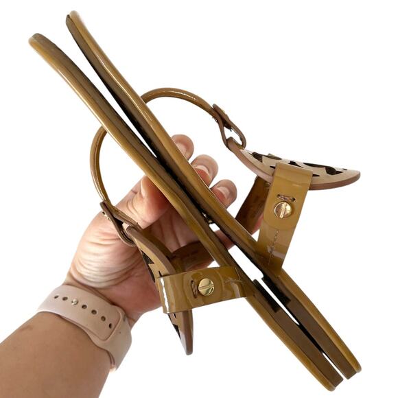 Tory Burch Miller Patent Leather Thong Sandals Flip Flops Beige Tan Size 10.5 - Picture 9 of 10